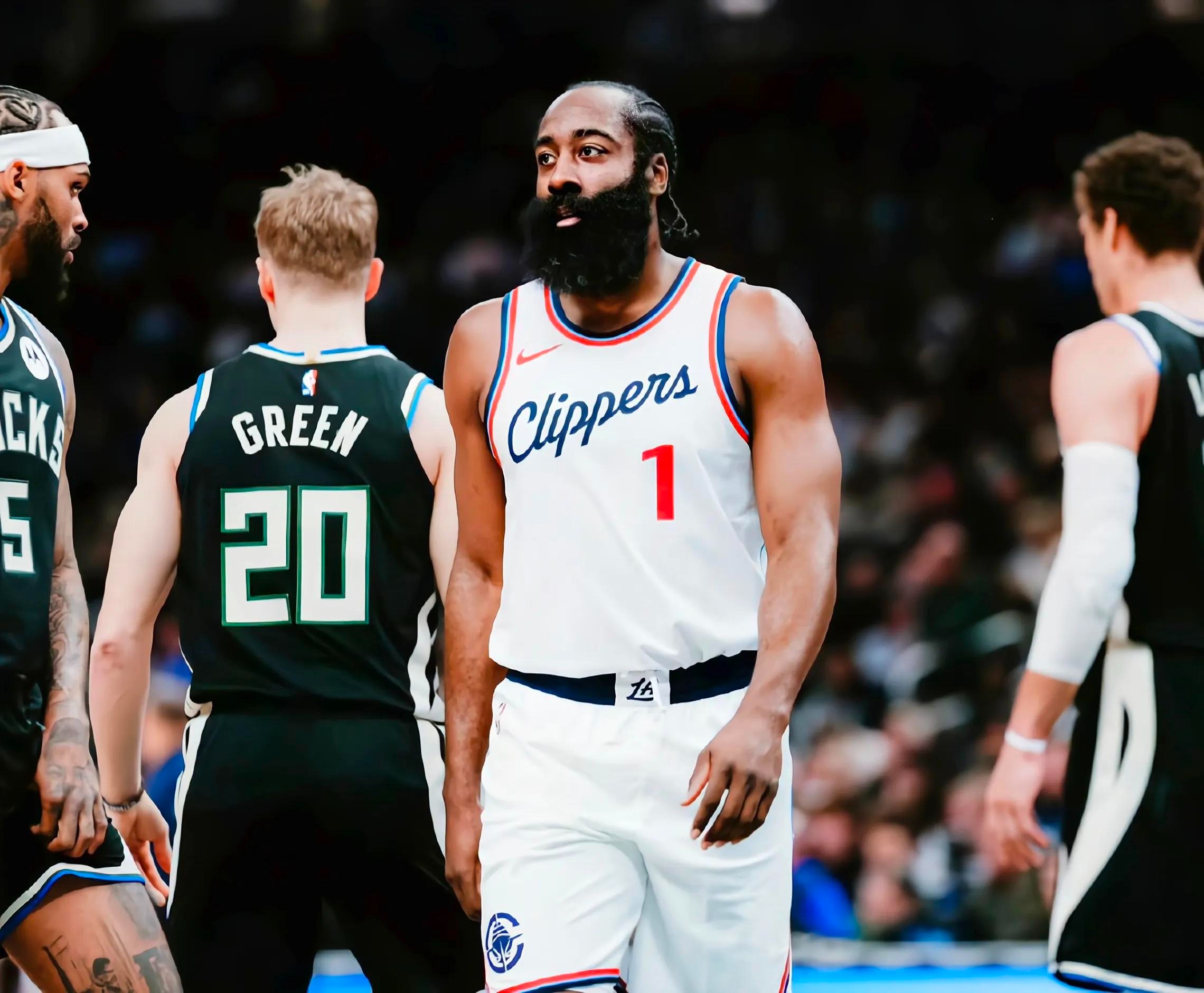 关于岭东雄鹿队险胜塞北雄鹿队，摔跤附加赛上演关键失误成转折！韧性与执行并存的信息-爱游戏官网