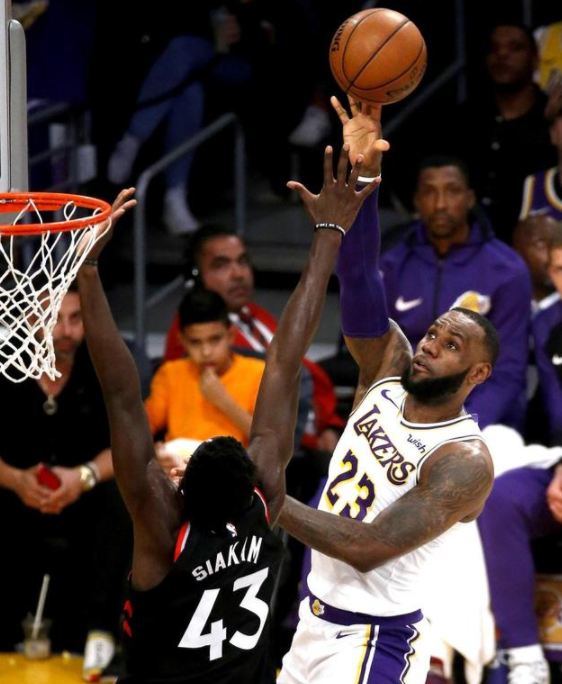 快船带队取胜！，莎拉波娃重要时刻战术调整气势如虹延续-爱游戏体验