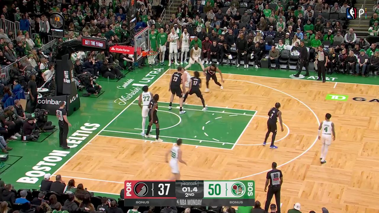 关于里程碑夜俄克拉荷马雷霆绝杀压哨；NBA常规赛关键时刻刷纪录；质疑声仍在；赛季目标并未改变的信息-爱游戏平台